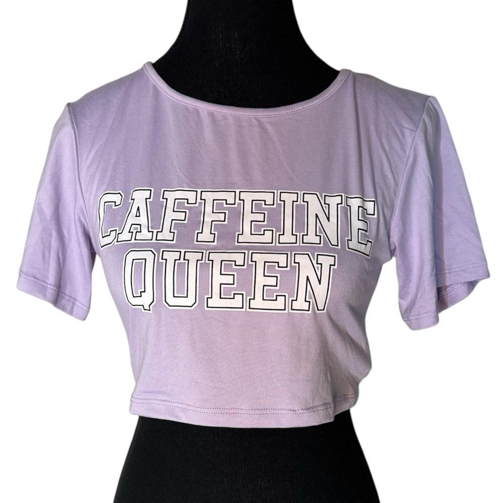 WEEKEND EDITION Caffeine Queen Lavender Purple Shirt Sleeve Crop Top Size Small
